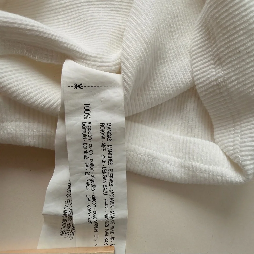 ZARA White Ribbed Knit Ruffle Sleeve Top | 100% Cotton Puff Sleeve Blouse